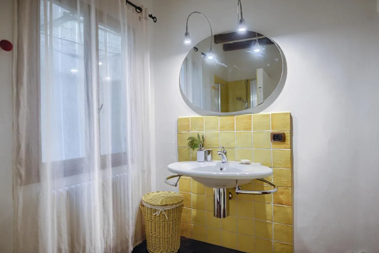 Apartment Lacosta Near Ponte Vecchio Florence